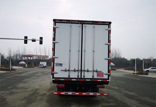 ����L(zh��ng)�d��AAA5125XLC6�����܇