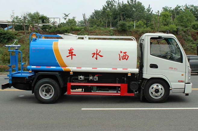 九江灑水車(chē)報(bào)價(jià) 九江灑水車(chē)報(bào)價(jià)