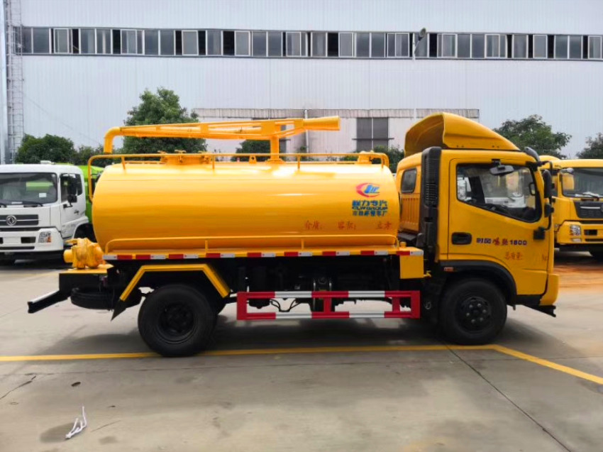 吸糞車 吸糞車