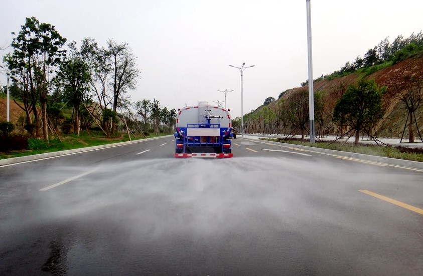 二手灑水車圖片 二手灑水車圖片